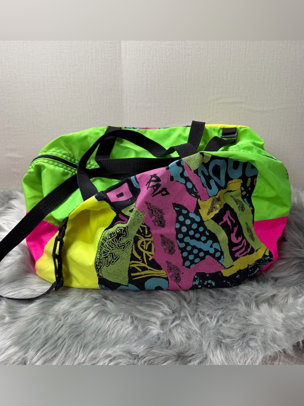 VTG 1980s Horizon Designs Neon Colorblock Zip Nylon Duffle Bag